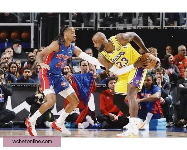 詹金斯关键时刻爆发助球队取胜湖人创生涯新高